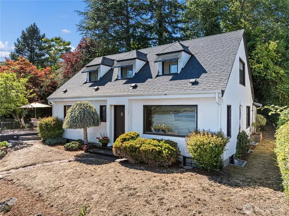 830 Merrill Place W, Bremerton, WA 98312