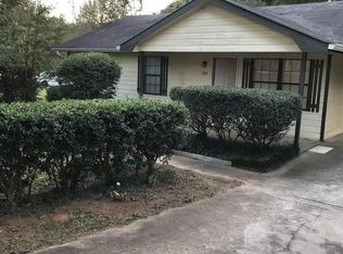 235 W James Cir, Hampton, GA 30228