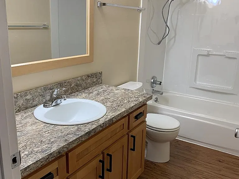 1835 NE Purcell Blvd #2 — Photo 10