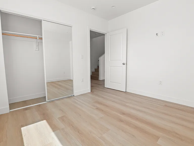 1265 Browning Blvd #1/4 — Photo 8