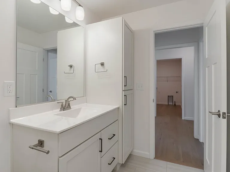 2503 Treeline Dr — Photo 20