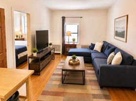 67 W 73rd St
