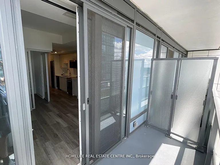 5 Wellington St S #605 — Photo 24