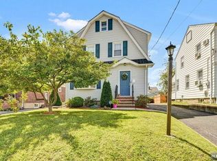 380 Marlboro Rd, Wood Ridge, NJ 07075