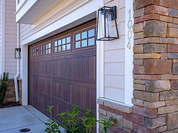 4th image of 1004 Manarola Rd