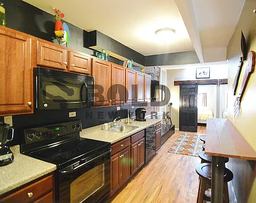 Rented by Bold New York | media 11