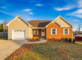 338 Gallop Ln, Springfield, TN 37172