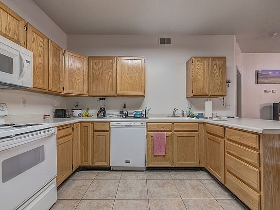 5th image of 476 N Seven Peaks Blvd Unit 112