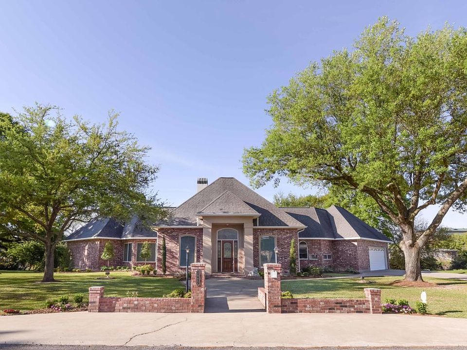 1st image of 3922 Bayou Blvd