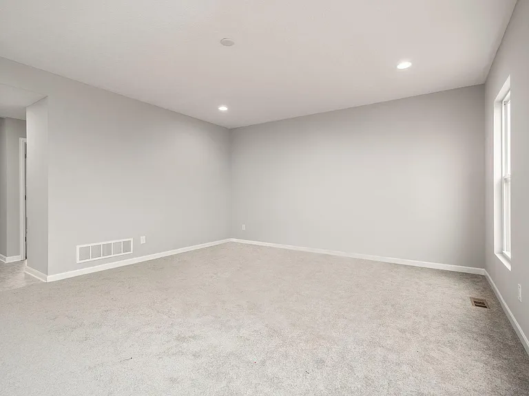6823 Dulles Dr — Photo 10