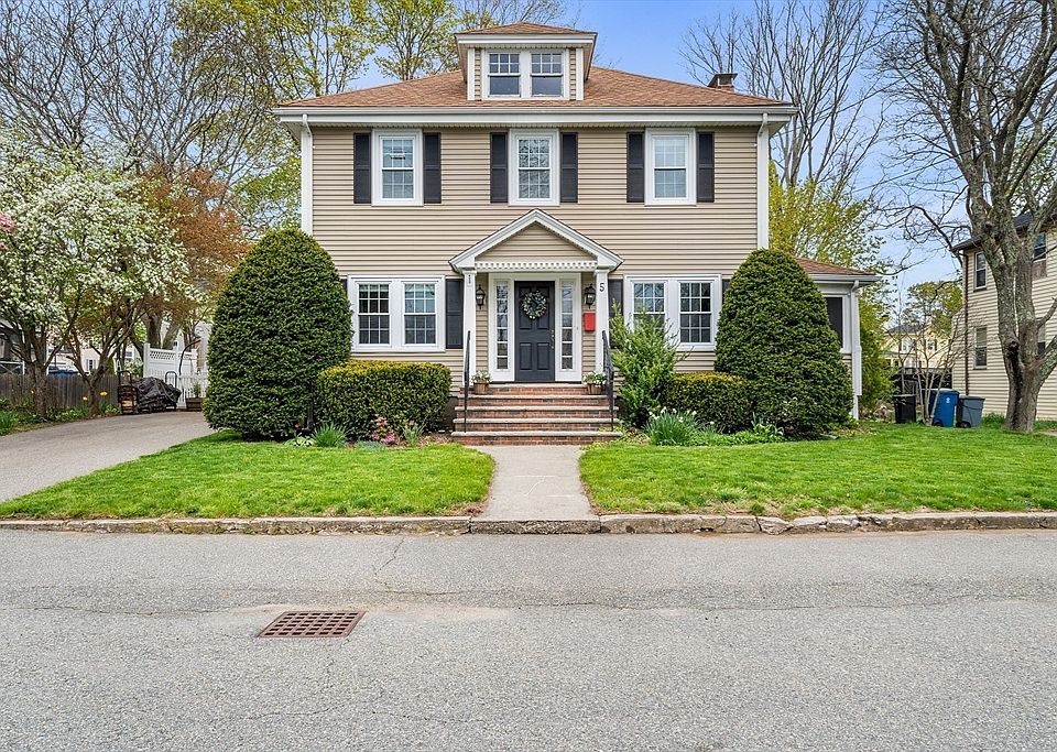 1st image of 5 Wales Ave