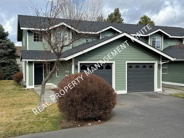 1972 NE Sams Loop APT 4, Bend, OR 97701