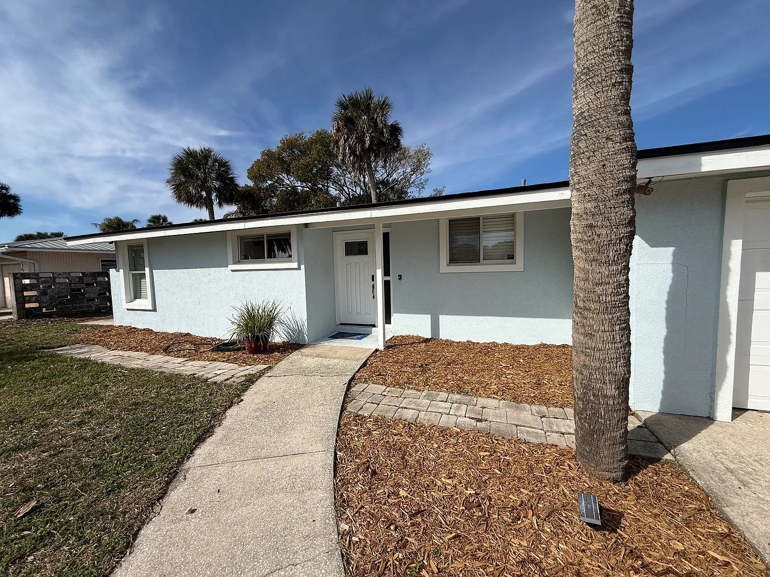 3306 Royal Palm Drive — Photo 2