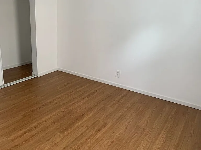 1415 Martin Luther King Jr Way — Photo 5