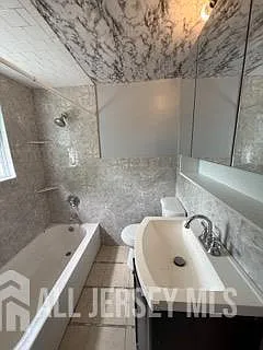 72 Charles St — Photo 9