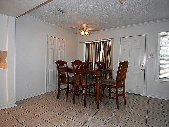 4th image of 13510 Woodchester Dr