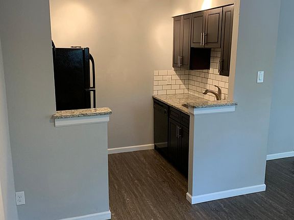 4th image of 7221 Anna Ave APT O