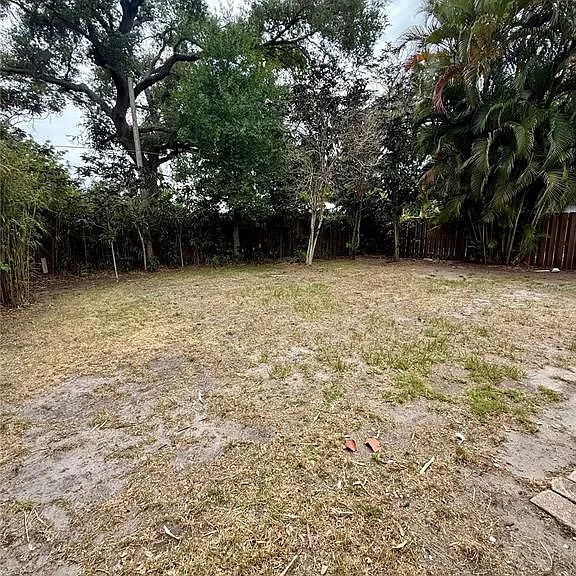 2716 Blossom Dr — Photo 13