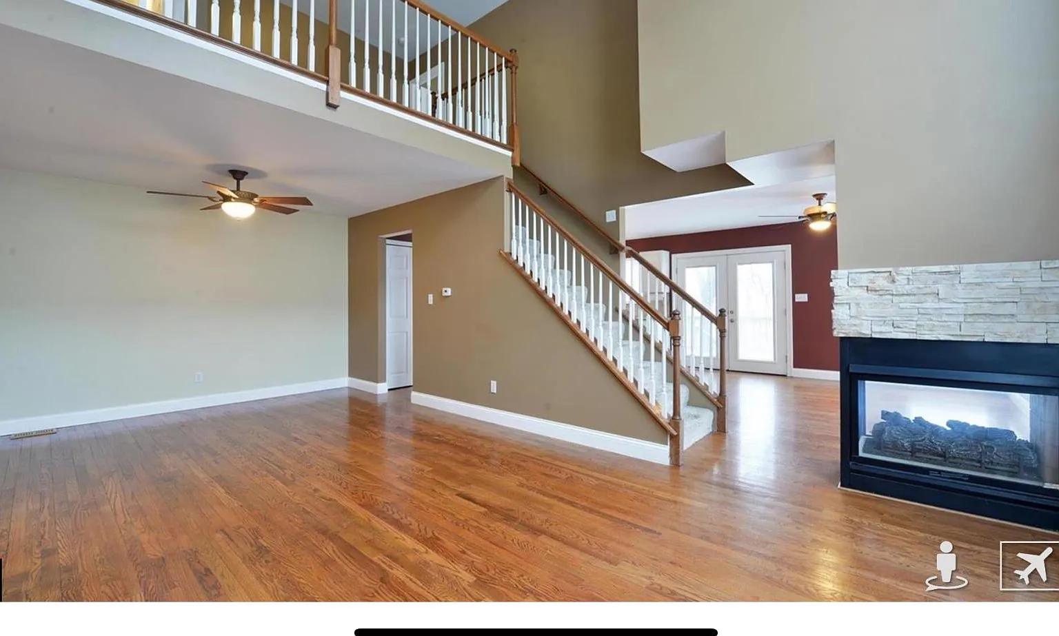 15955 Sandalwood Creek Dr — Photo 2