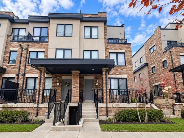 50 Baynes Way #8, Bradford West Gwillimbury, ON L3Z 3G9