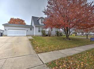 1455 Westside Dr, Mt Zion, IL
