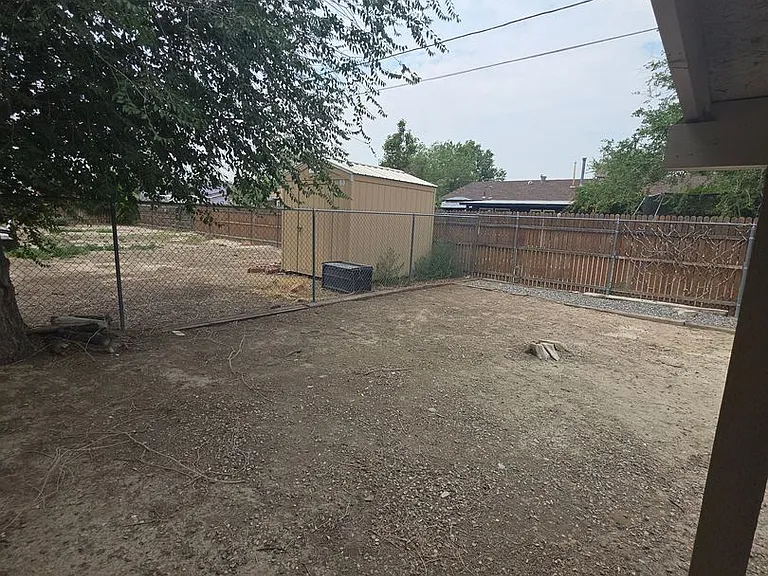 3238 D 1/4 Rd — Photo 34