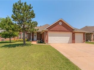 14612 Waterfront Rd, Edmond, OK 73013