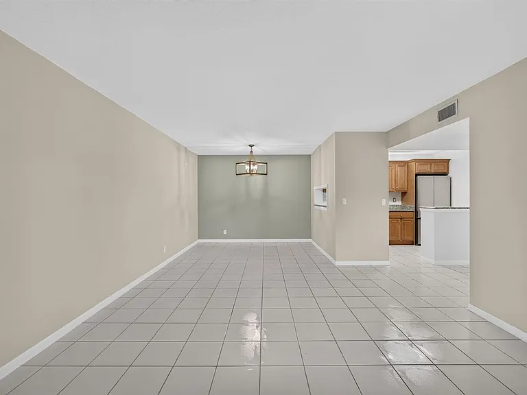 6341 Chasewood Dr #D — Photo 7