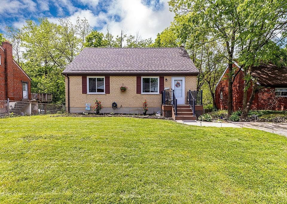 1st image of 865 Ivyhill Dr
