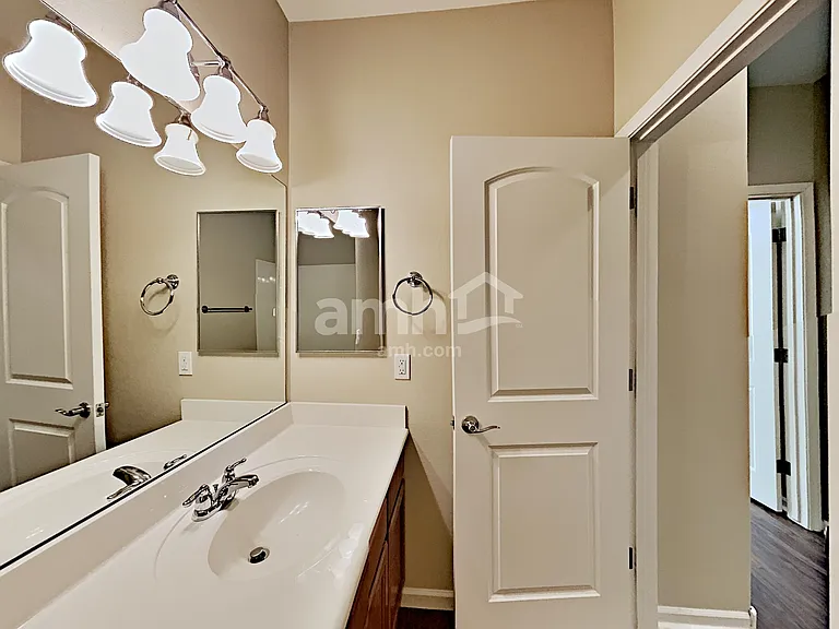 20025 N 20th St #151 — Photo 10