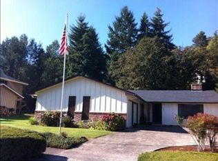 1930 Ridgeway Dr, Eugene, OR 97401