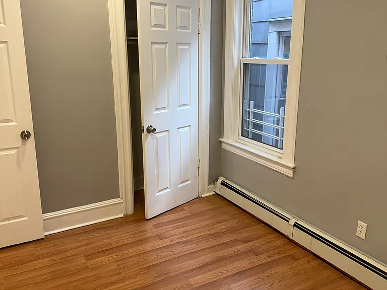 284 Ege Ave #2 — Photo 12