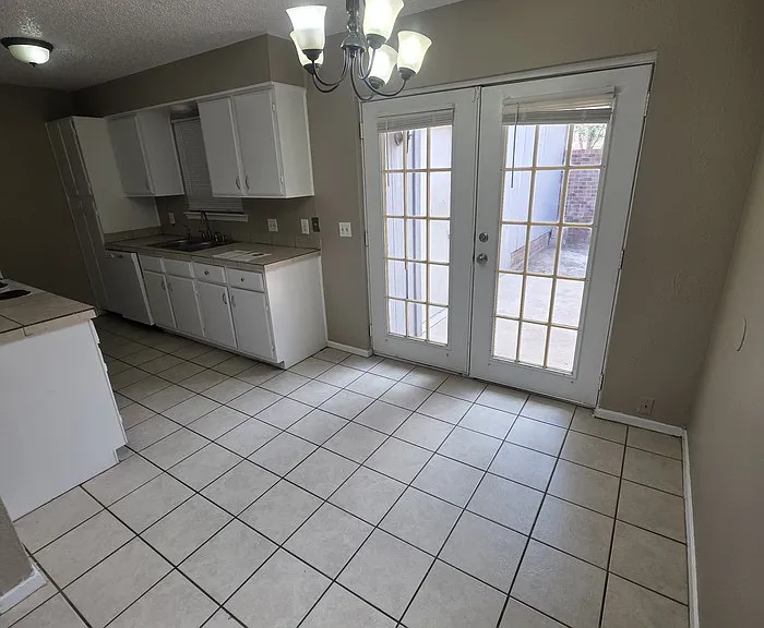 4401 Crockett Ave #A — Photo 7