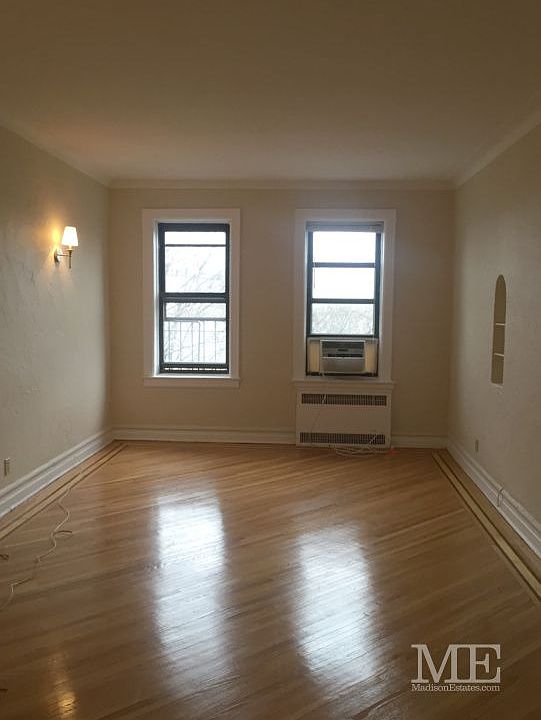2nd image of 9949 Shore Rd APT 203