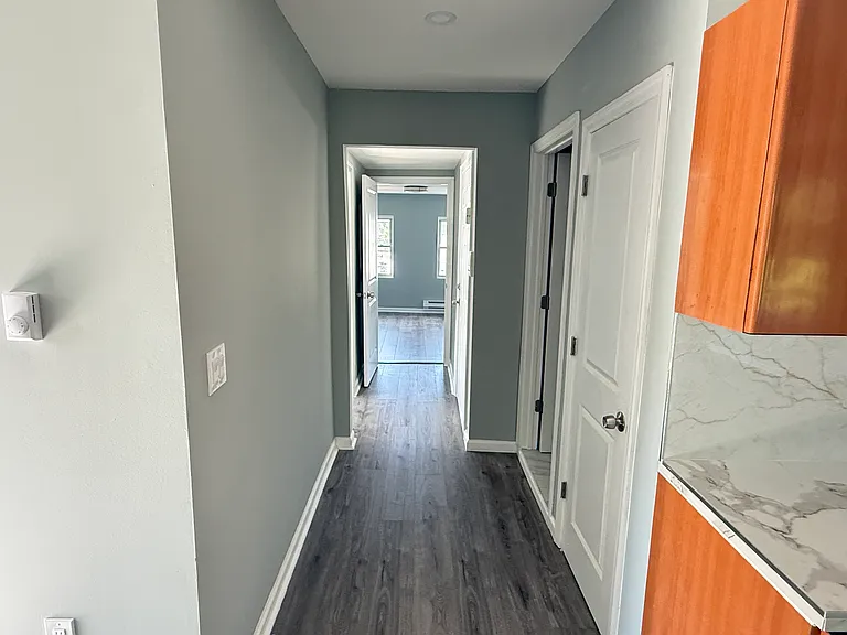 454 Park Ave #2 — Photo 7