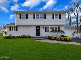 522 W Lincoln Ave, Ocean, NJ 07755