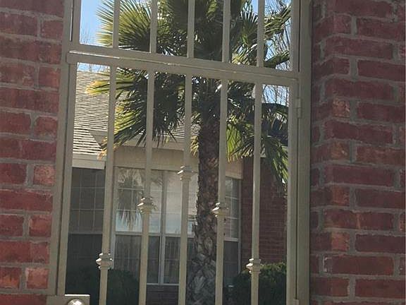 3rd image of 11928 Regal Banner Ln