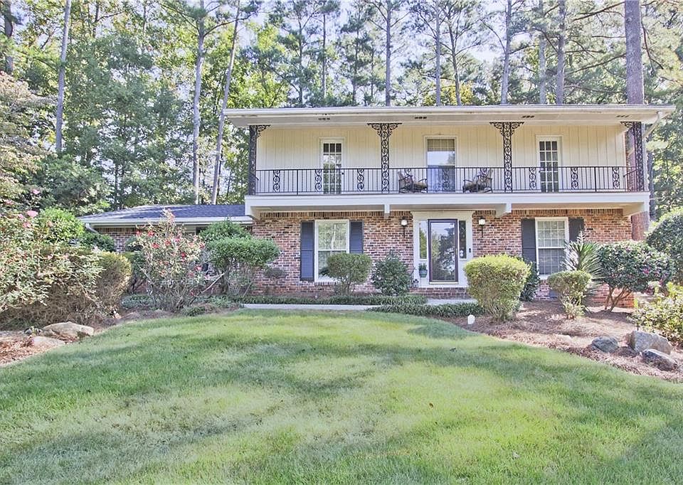 1st image of 2629 Flair Knoll Dr NE