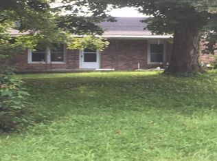 1277 Farmersville Rd, Princeton, KY 42445