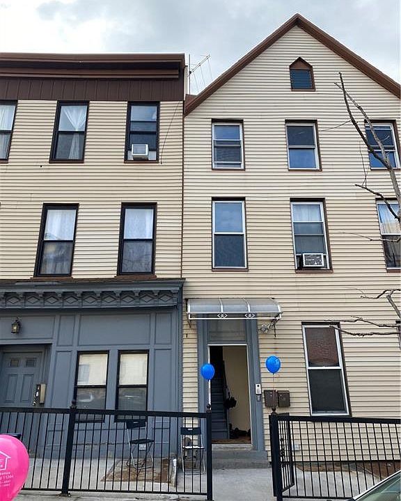 1st image of 430-432 39th St