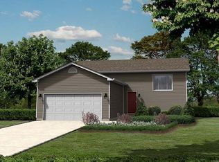 4516 Corvette St, Mandan, ND 58554