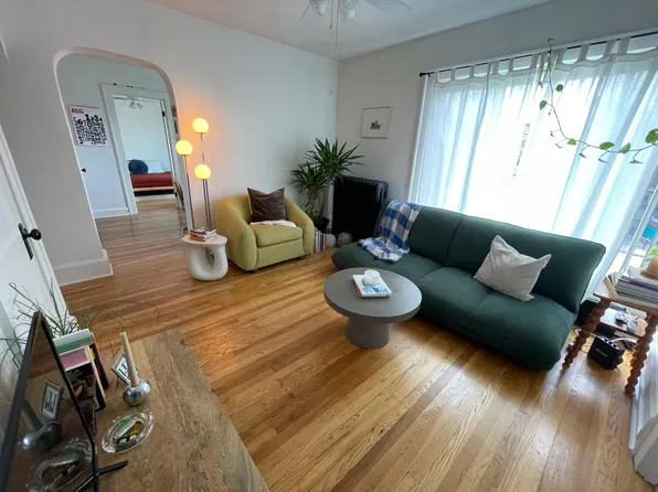 13318 Madison Ave APT 5, Lakewood, OH 44107