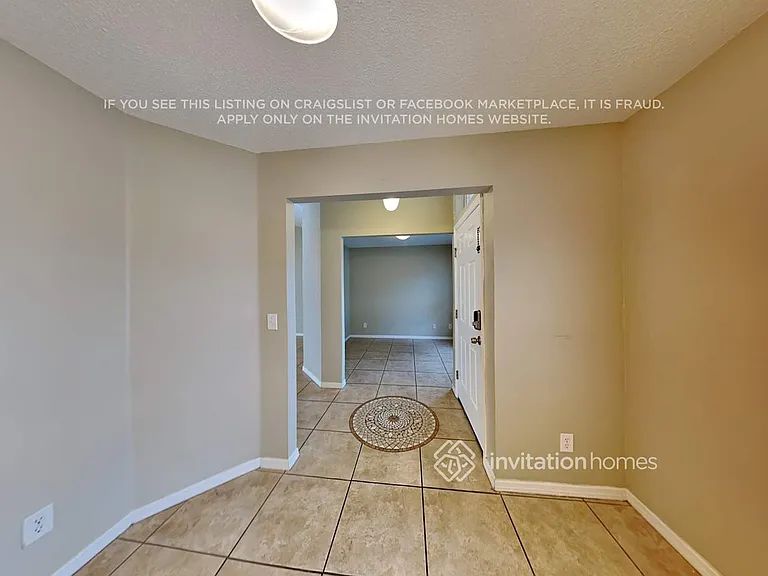 453 Peace Ct — Photo 6