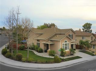 18 Lark Dr, Rancho Santa Margarita, CA 92688