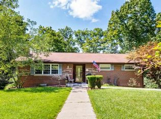 2105 Inwood Dr, Huntington, WV 25701