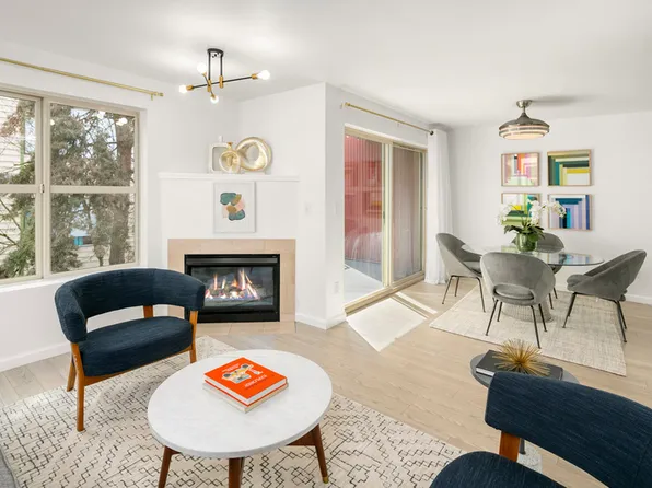 9520 1st Ave NE APT A302, Seattle, WA 98115