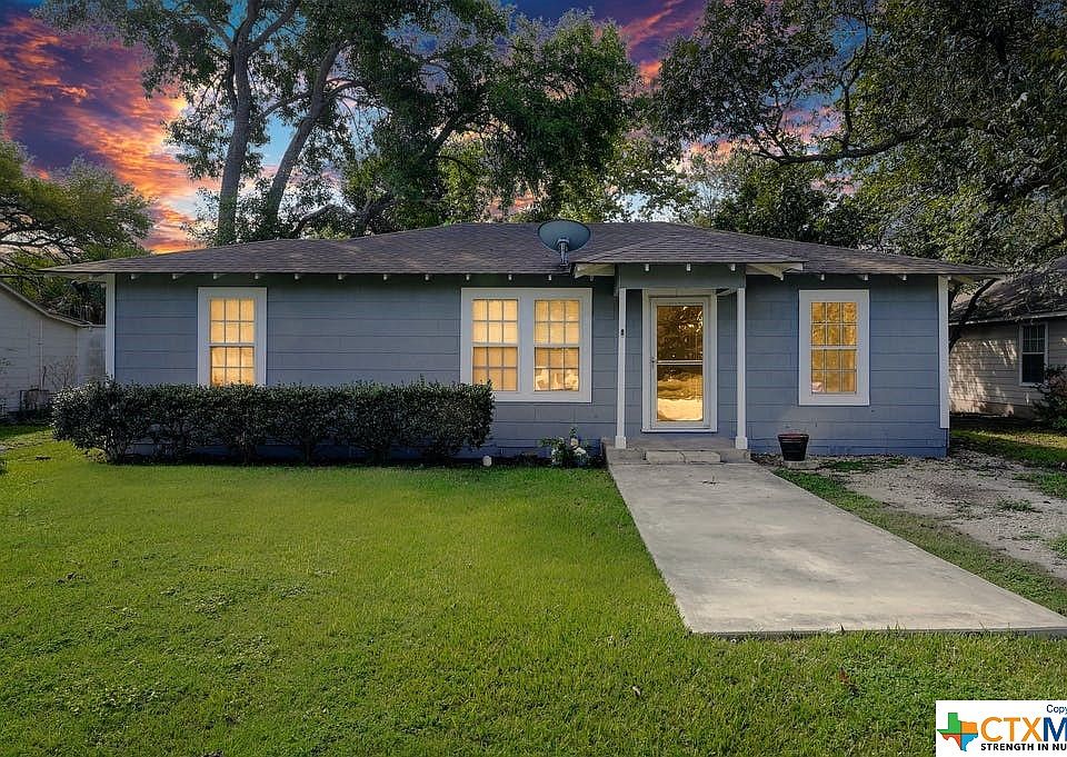 401 E Martindale St, Seguin, TX 78155 Zillow