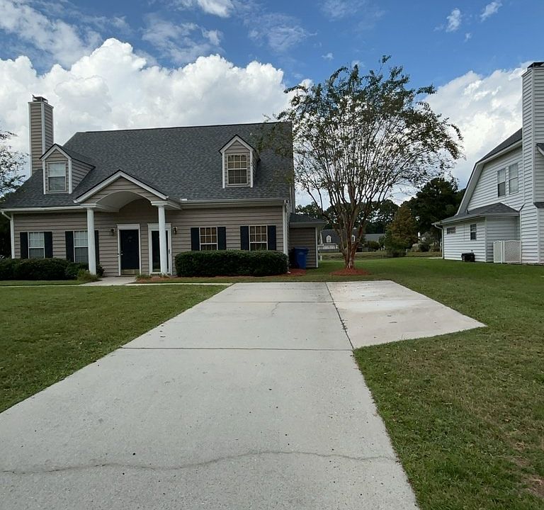 1st image of 4868 Habersham Ln