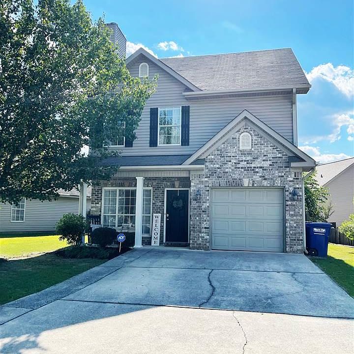 1st image of 2531 Forest Lakes Ln