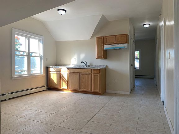 5th image of 11 Frederick St #3